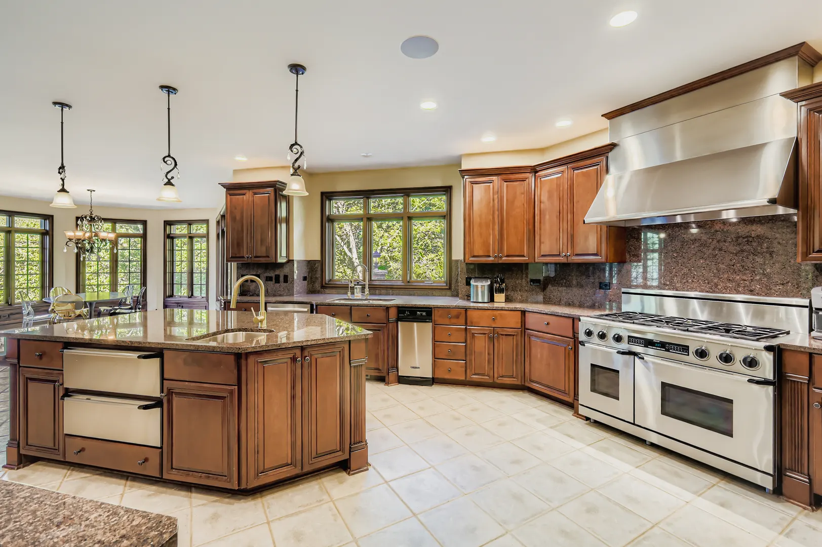 4N675 Old Farm Road IL