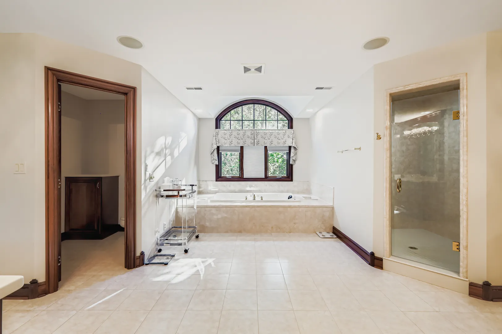 4N675 Old Farm Road IL