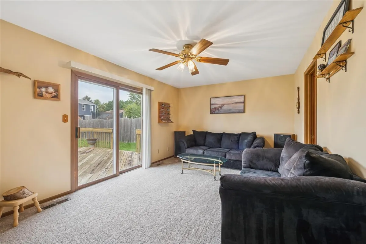 217 Barnwood Trail IL