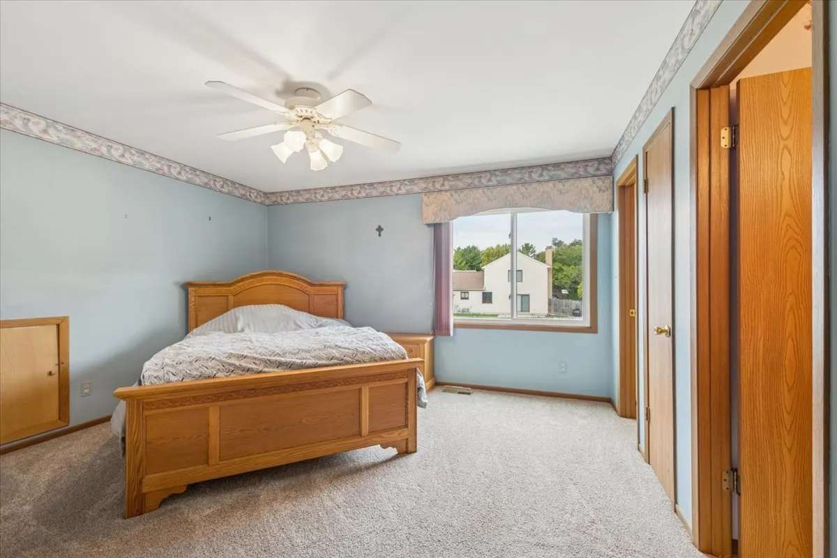 217 Barnwood Trail IL