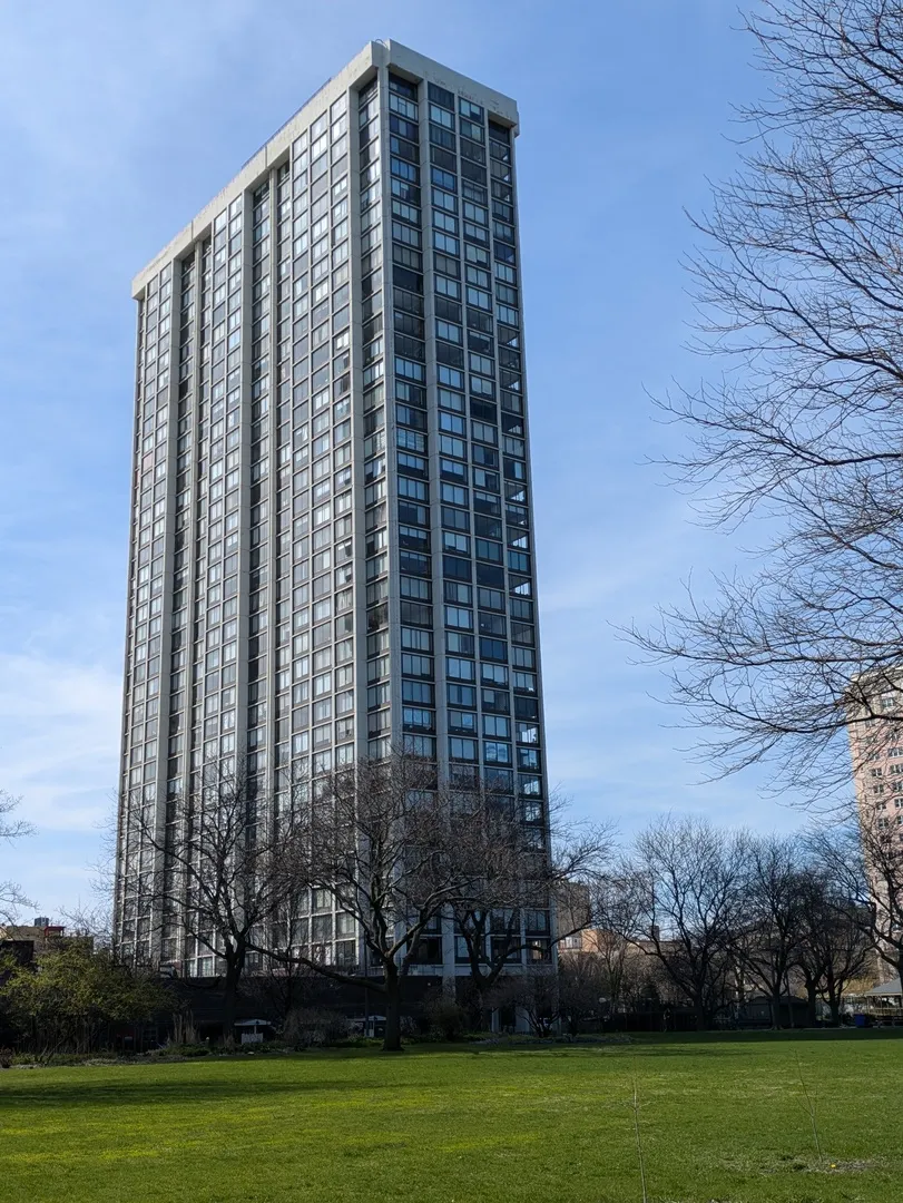 5455 N Sheridan Road 3601-3602 IL