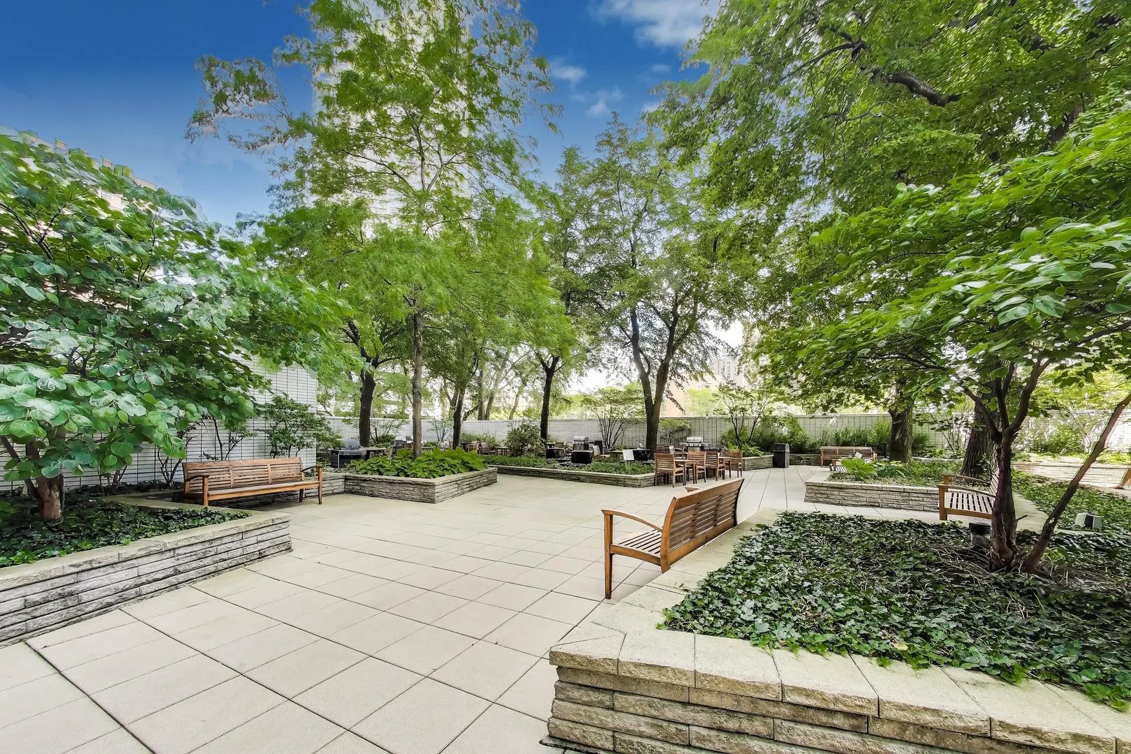 3600 N LAKE SHORE Drive 1518 IL