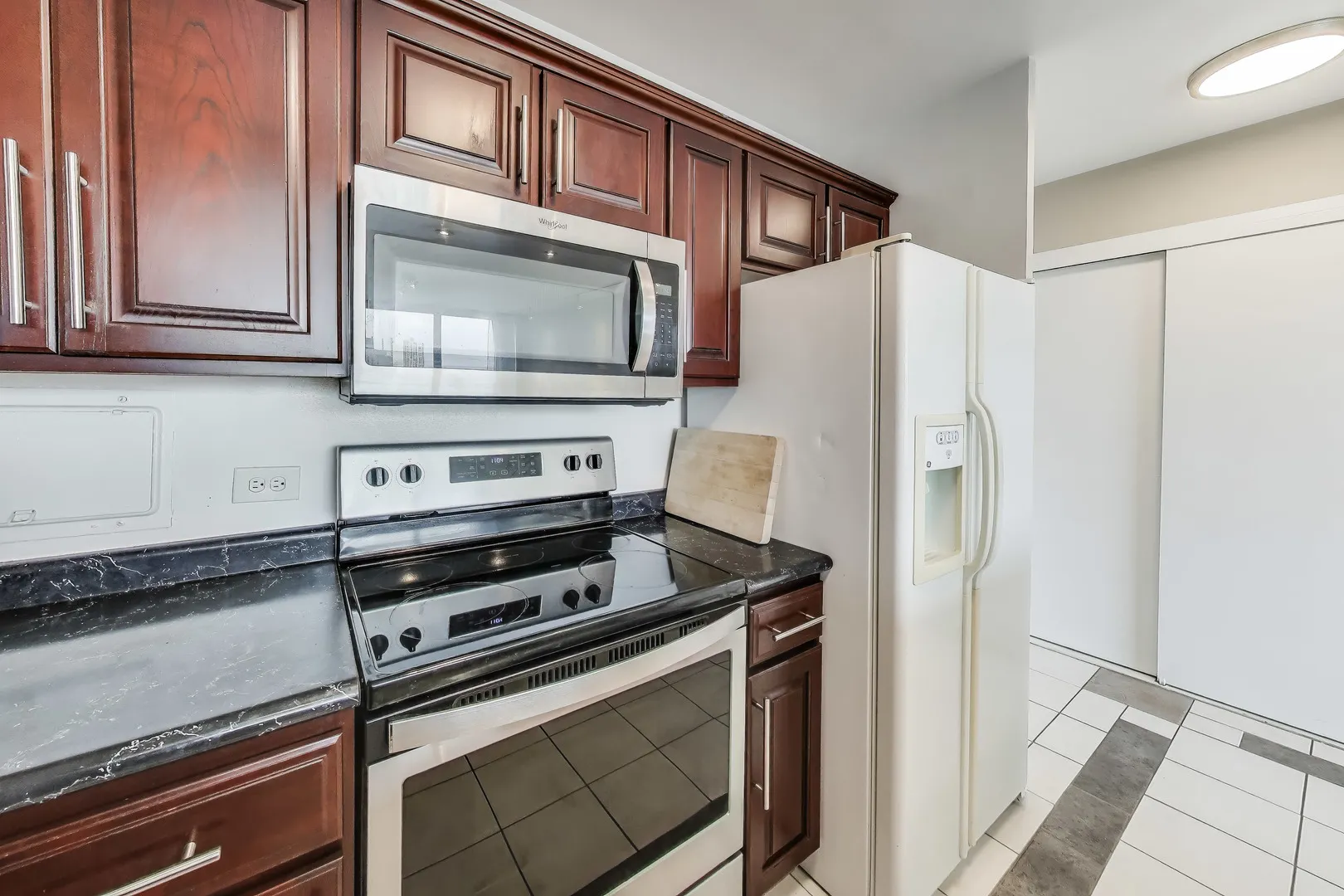 3600 N LAKE SHORE Drive 1518 IL