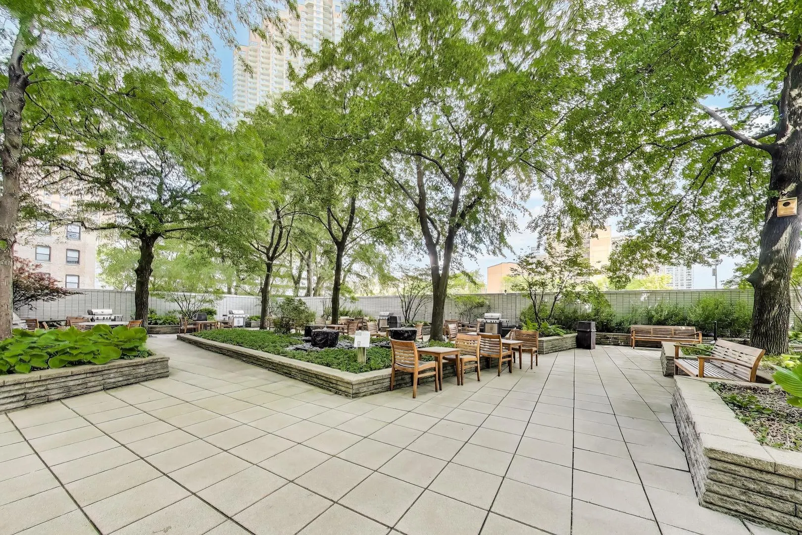 3600 N LAKE SHORE Drive 1518 IL