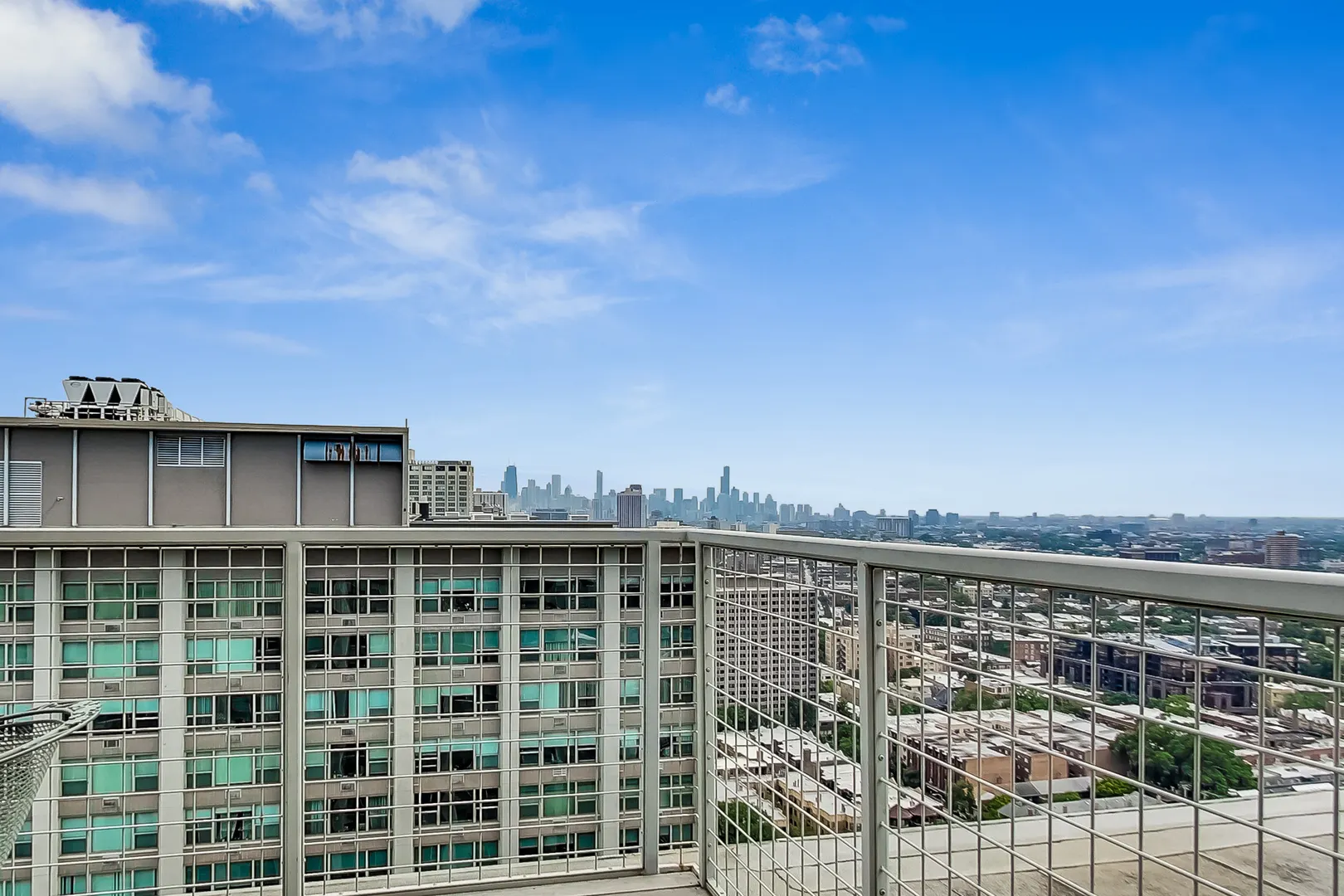 3600 N LAKE SHORE Drive 1518 IL
