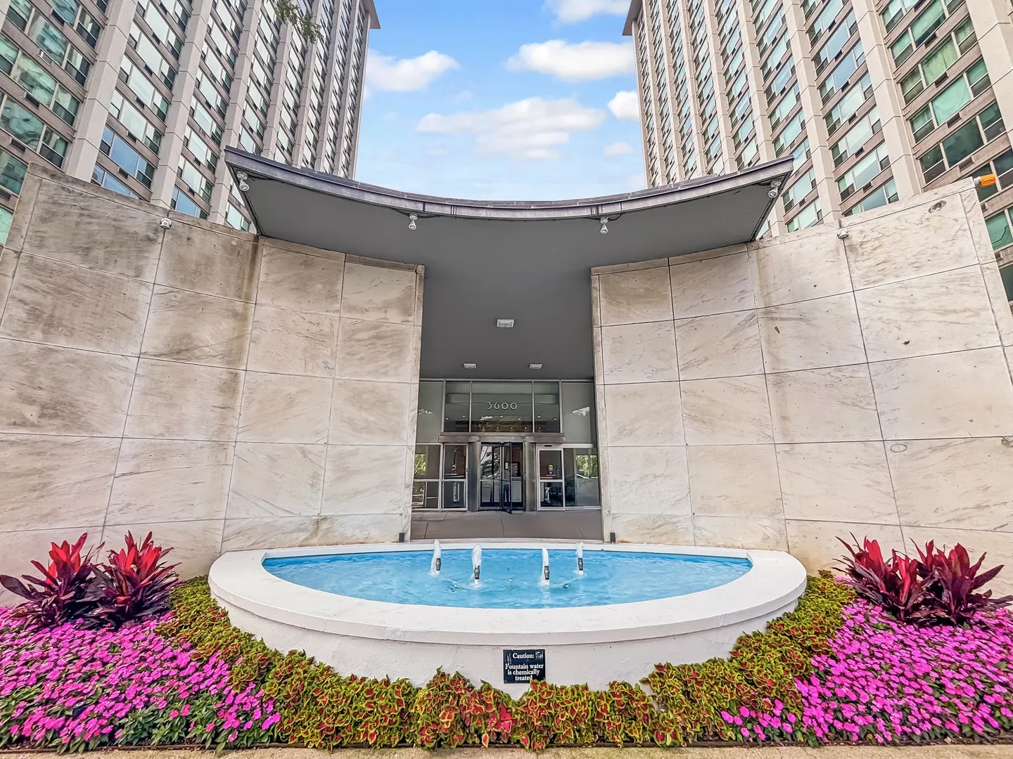 3600 N LAKE SHORE Drive 1518 IL