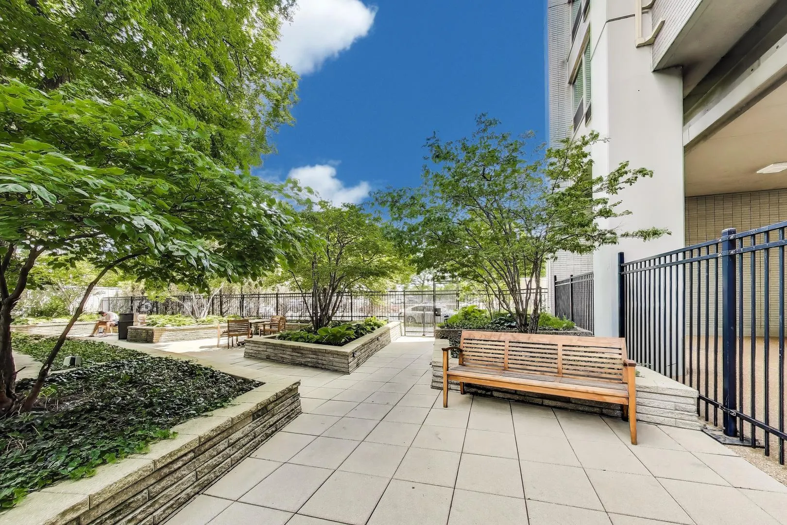 3600 N LAKE SHORE Drive 1518 IL
