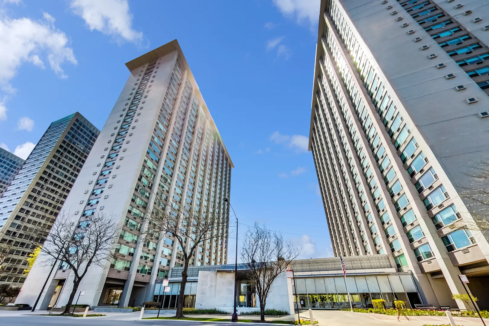 3600 N LAKE SHORE Drive 1518 IL