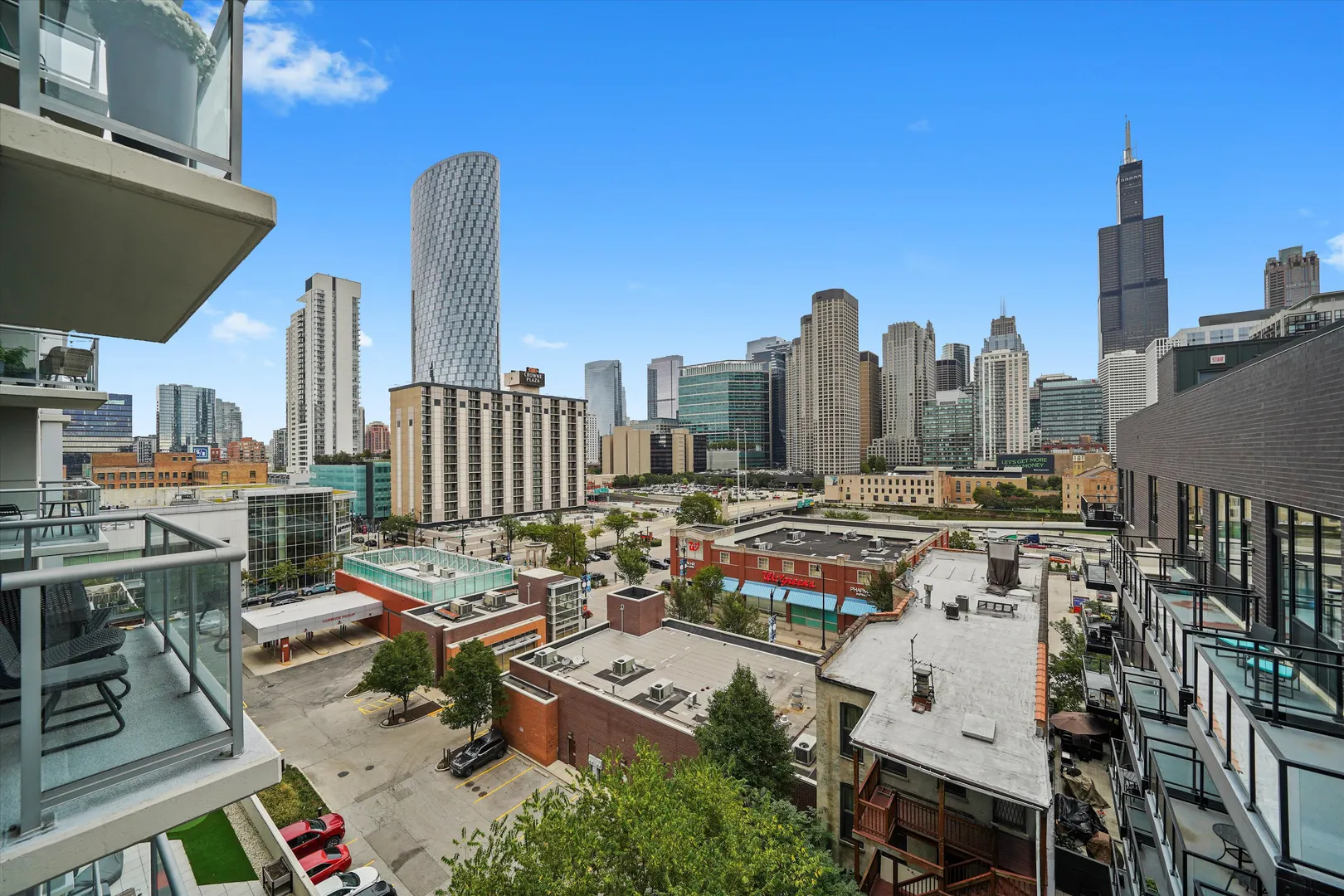 125 S Green Street 806A IL