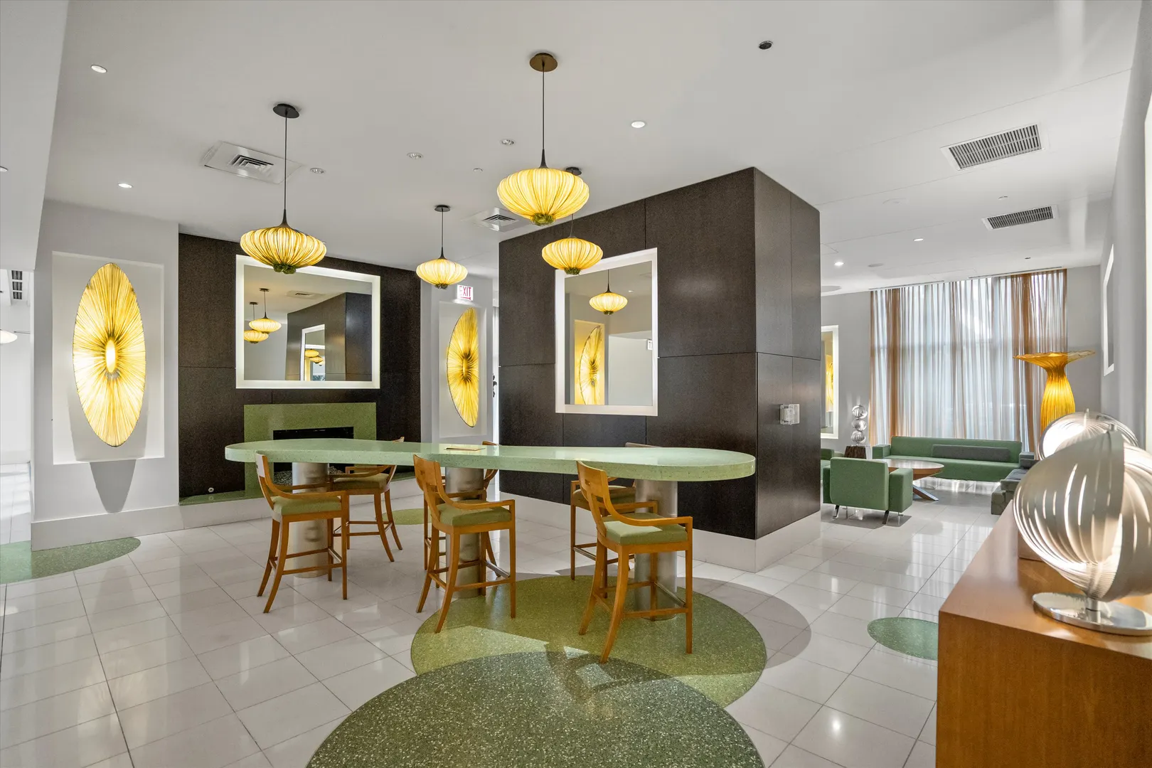 125 S Green Street 806A IL