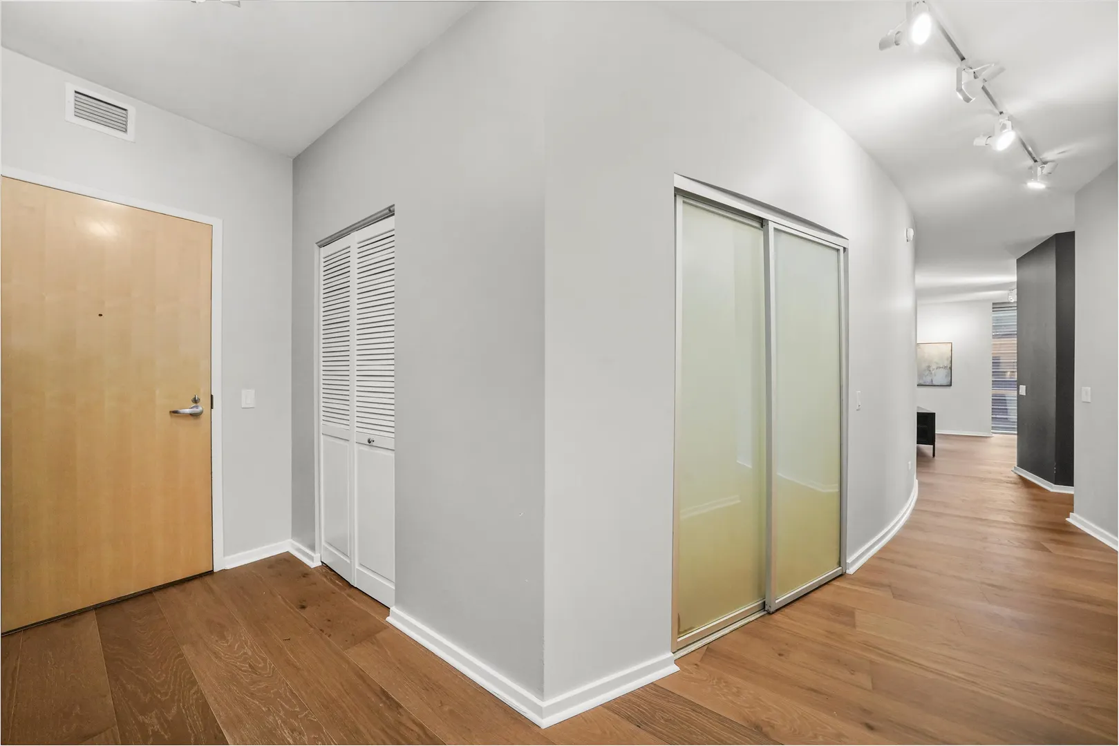 125 S Green Street 806A IL