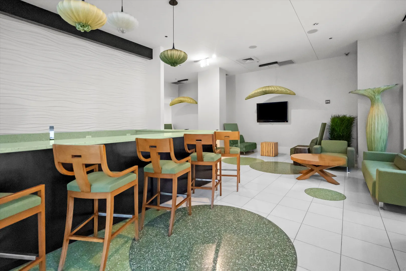 125 S Green Street 806A IL