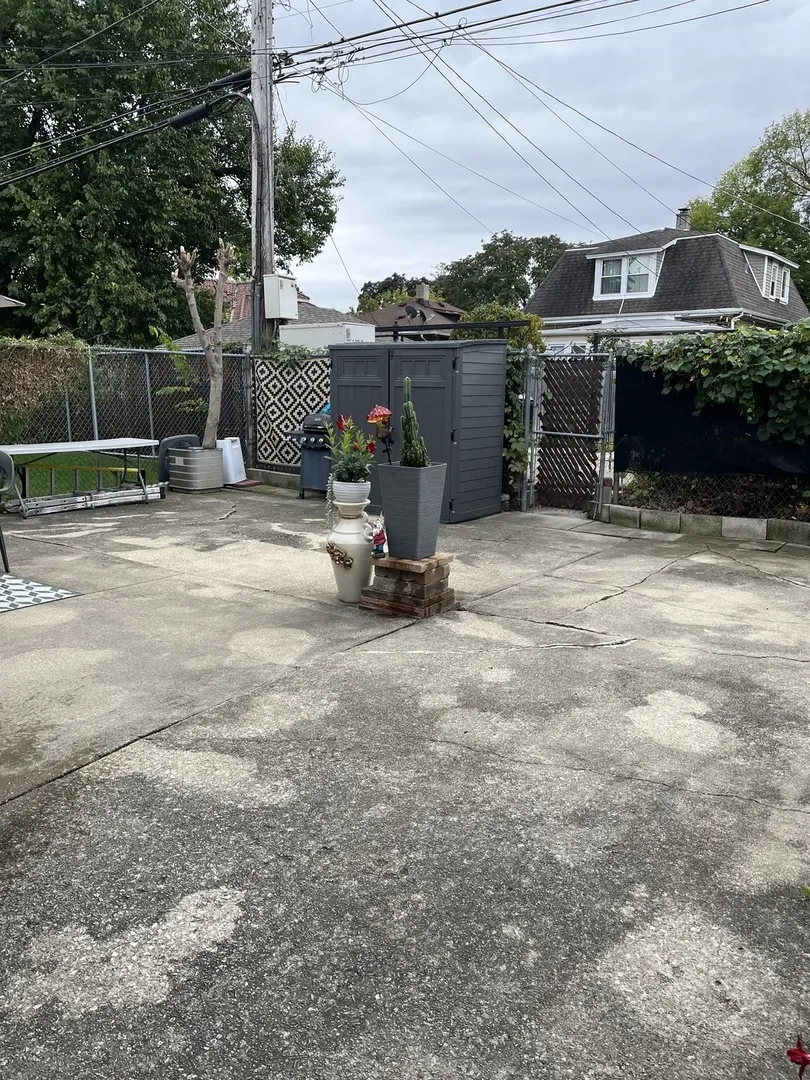 3331 W 64th Street IL