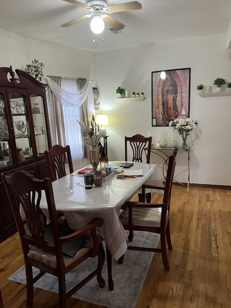 3331 W 64th Street IL