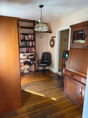 202 E 14th Street IL