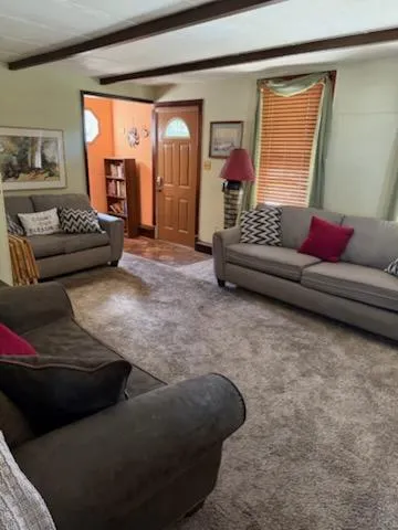 202 E 14th Street IL