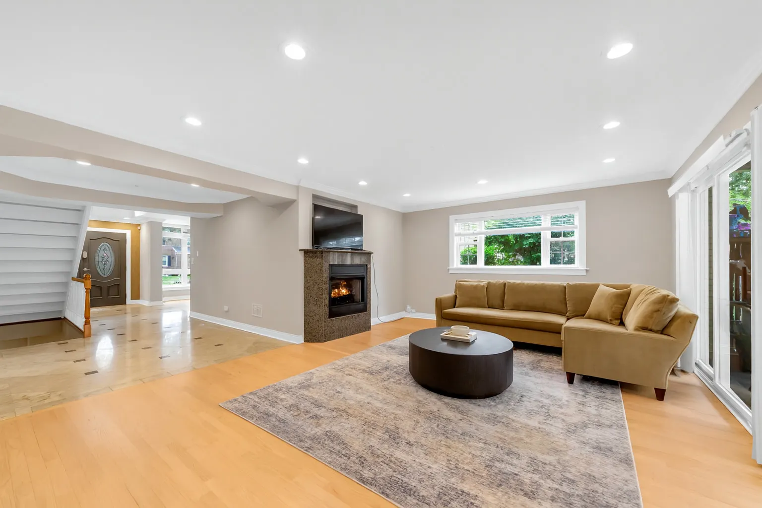 2910 W Gregory Street IL