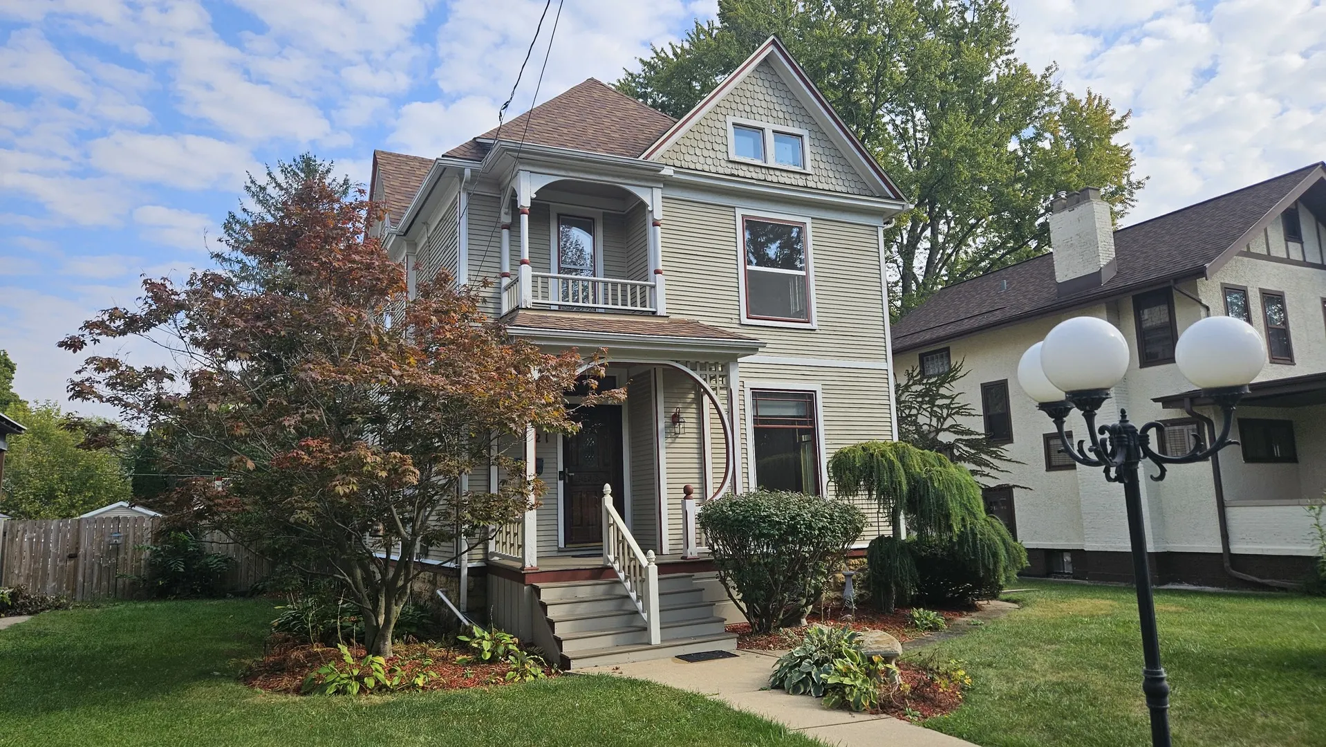 121 Paris Avenue IL