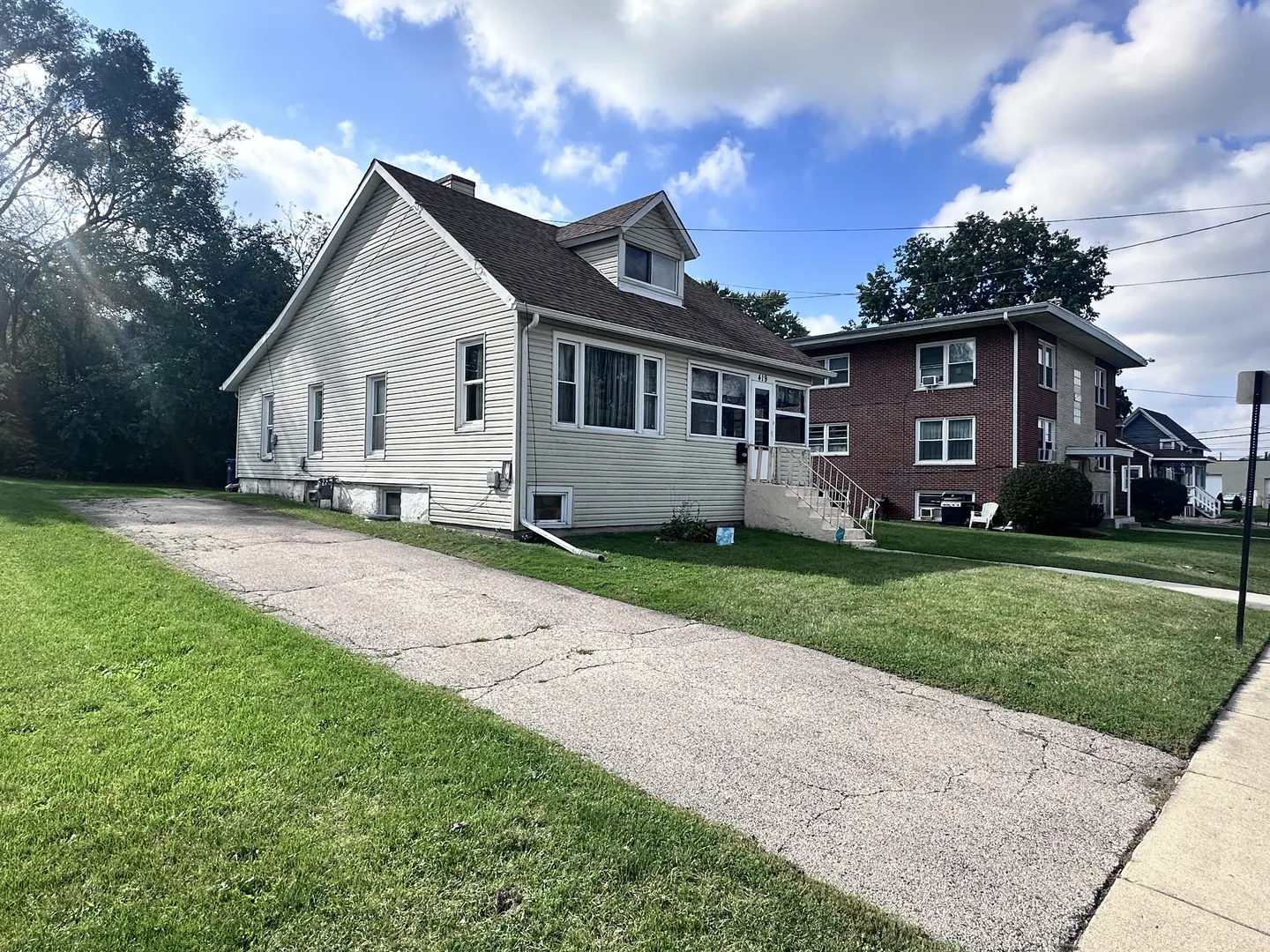 419 Fremont Street IL