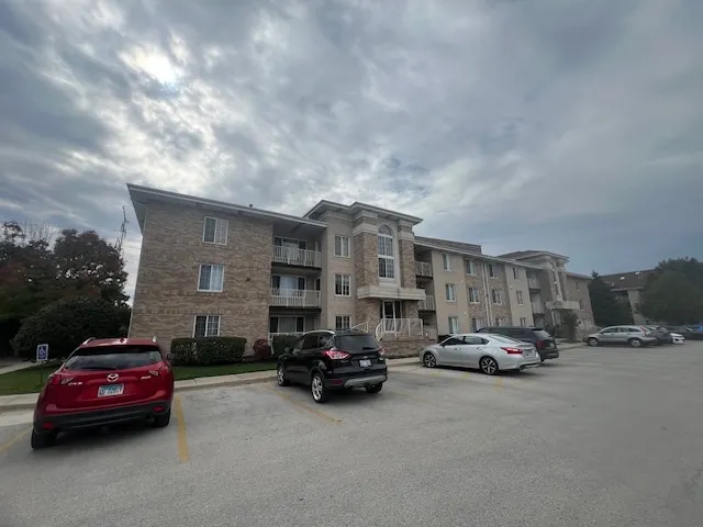 4222 W 77th Street 202 IL
