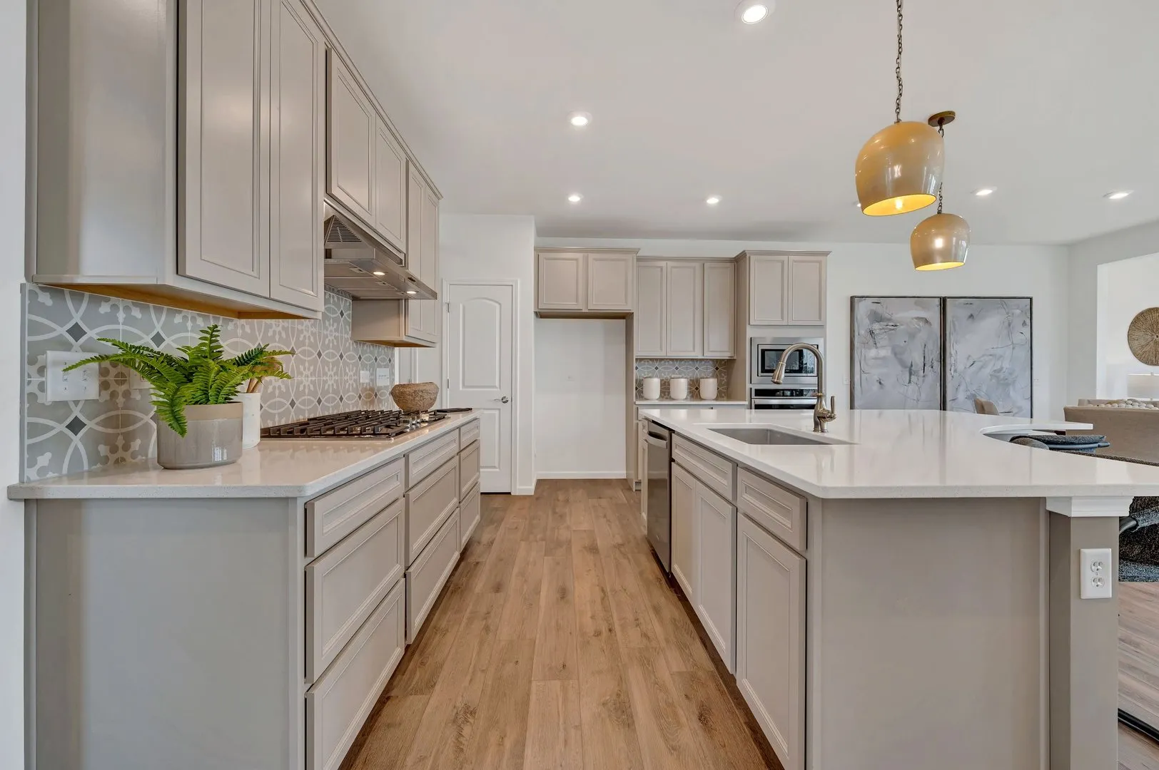 24506 W Kroll Drive 66391 IL