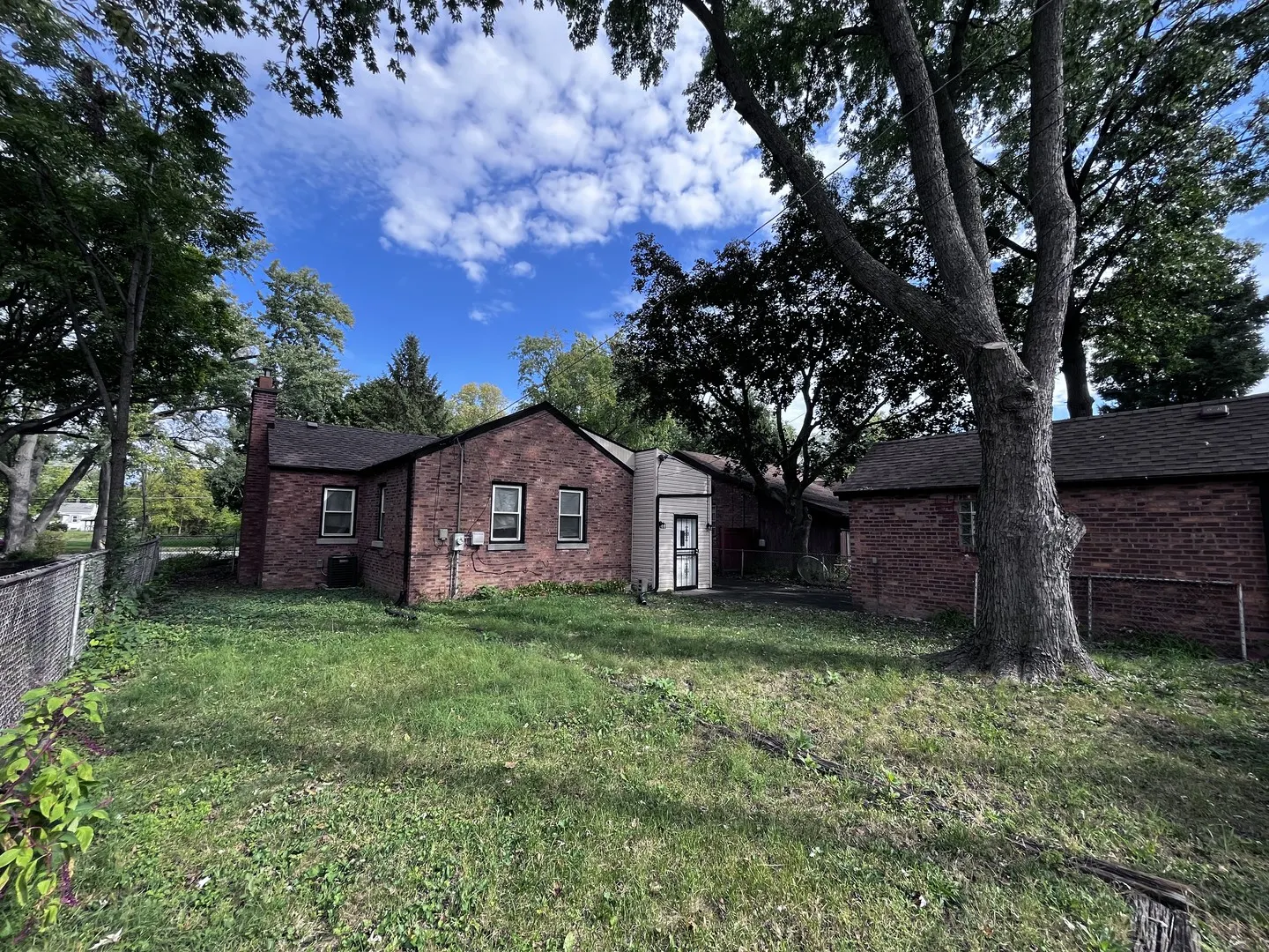 2131 170th Street IL