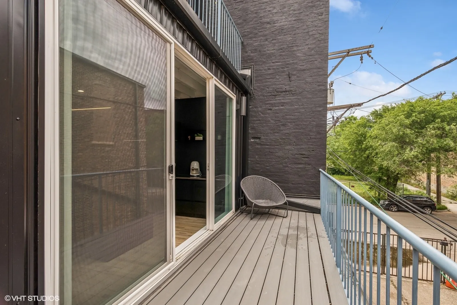 2156 W Hubbard Street IL