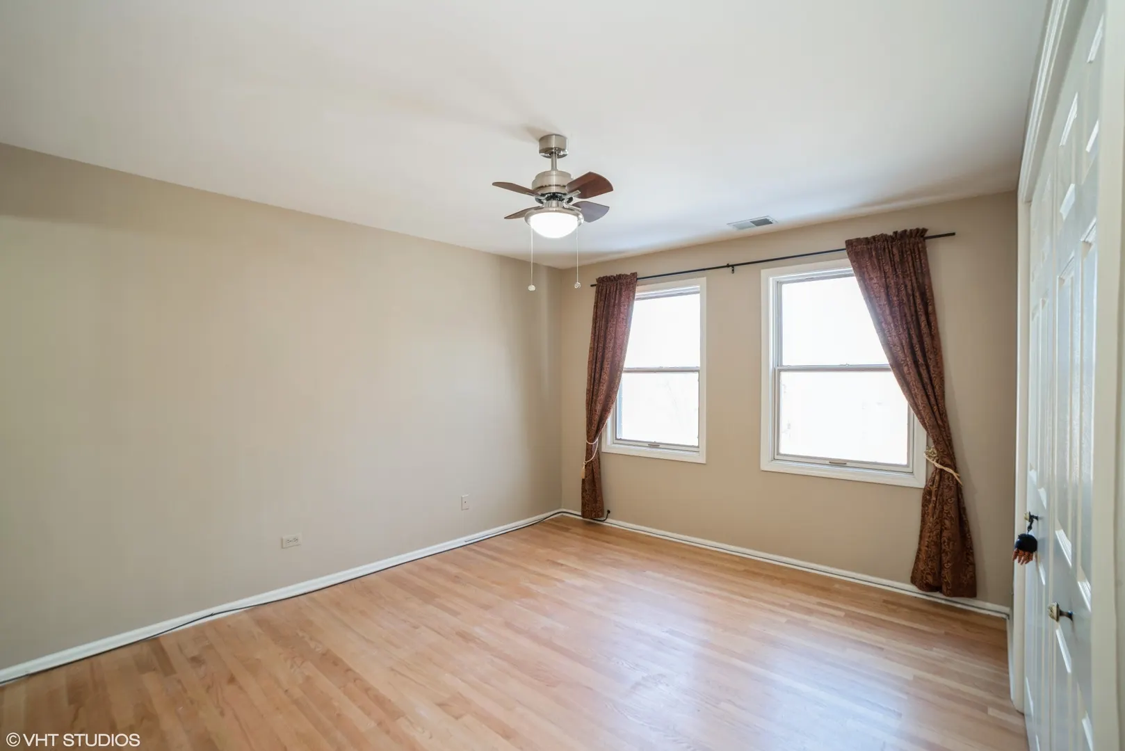 702 S Lytle Street 2N IL