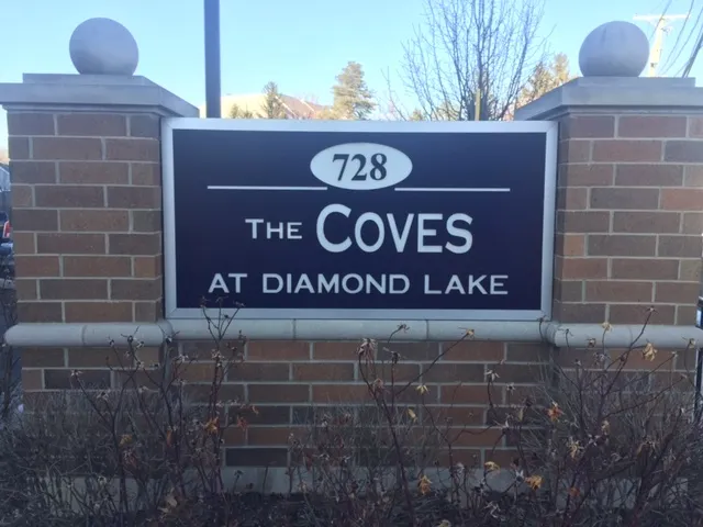 728 Diamond Lake Road 201 IL
