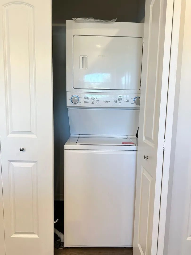 855 E Main Street 1B IL