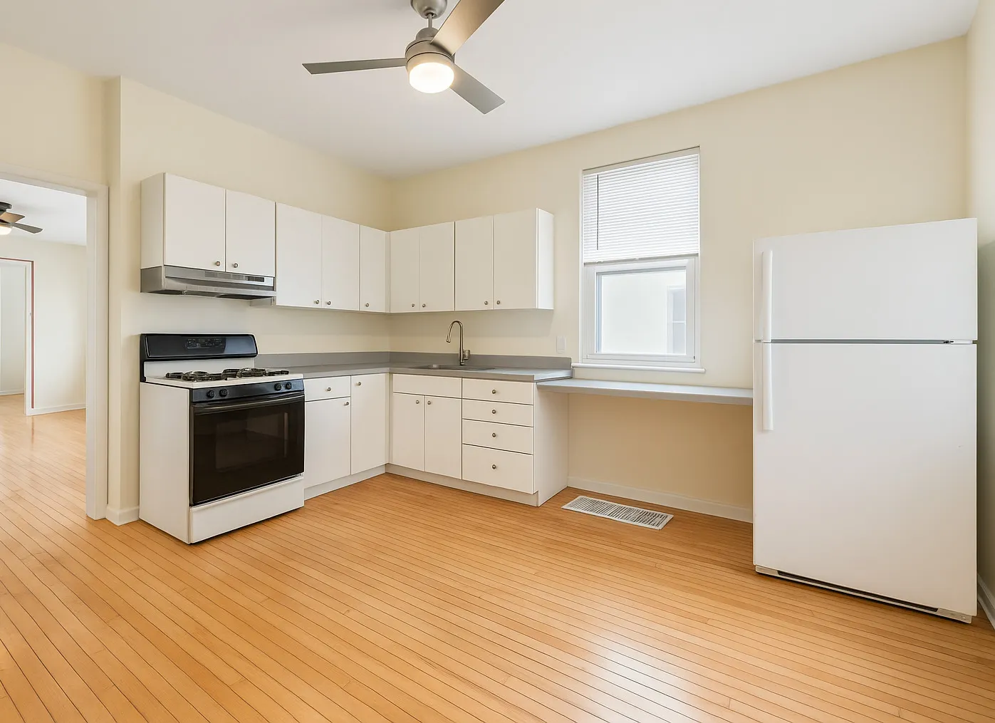2734 N 74th Court IL