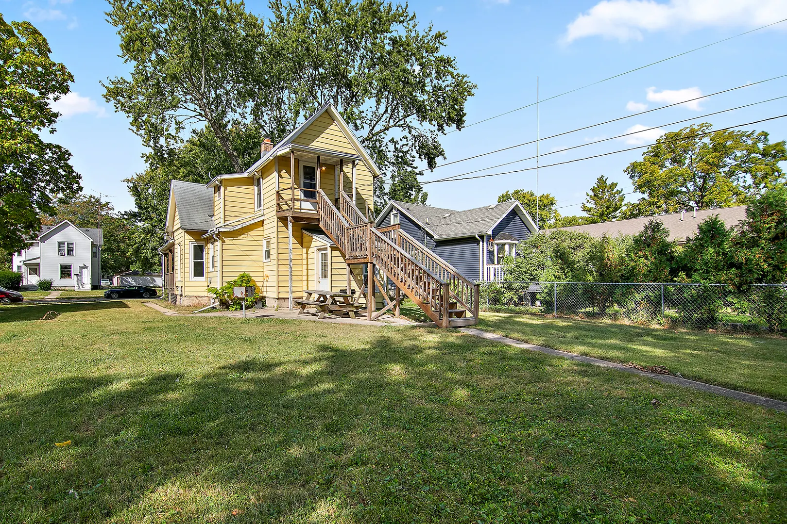 224 N Grand Avenue IL