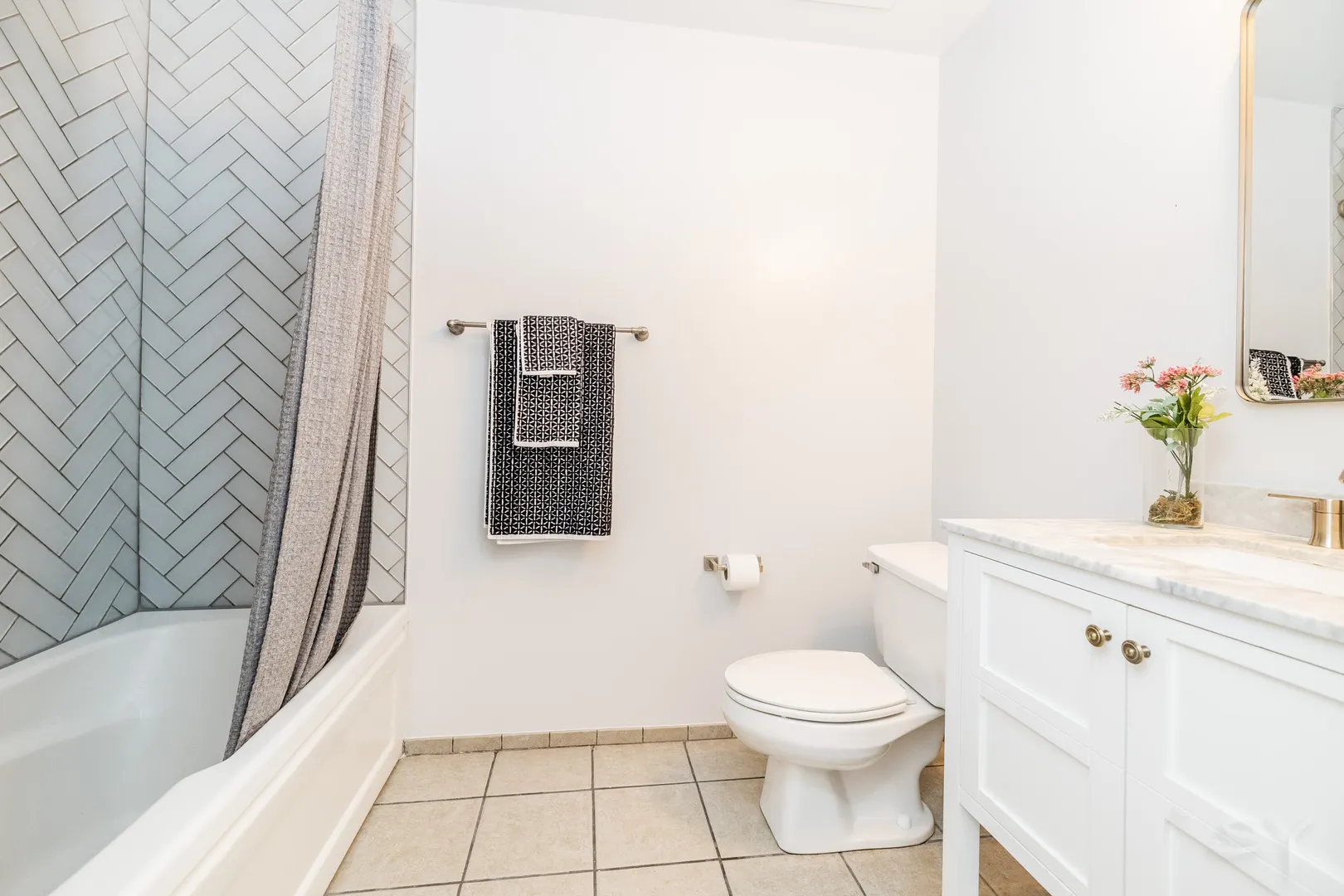 111 S Morgan Street 423 IL