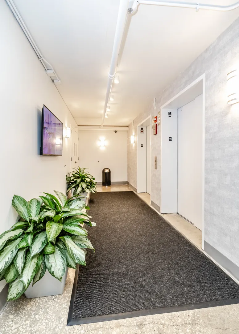111 S Morgan Street 423 IL