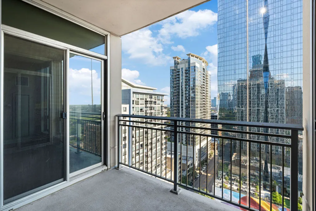 1250 S MICHIGAN Avenue 2204 IL
