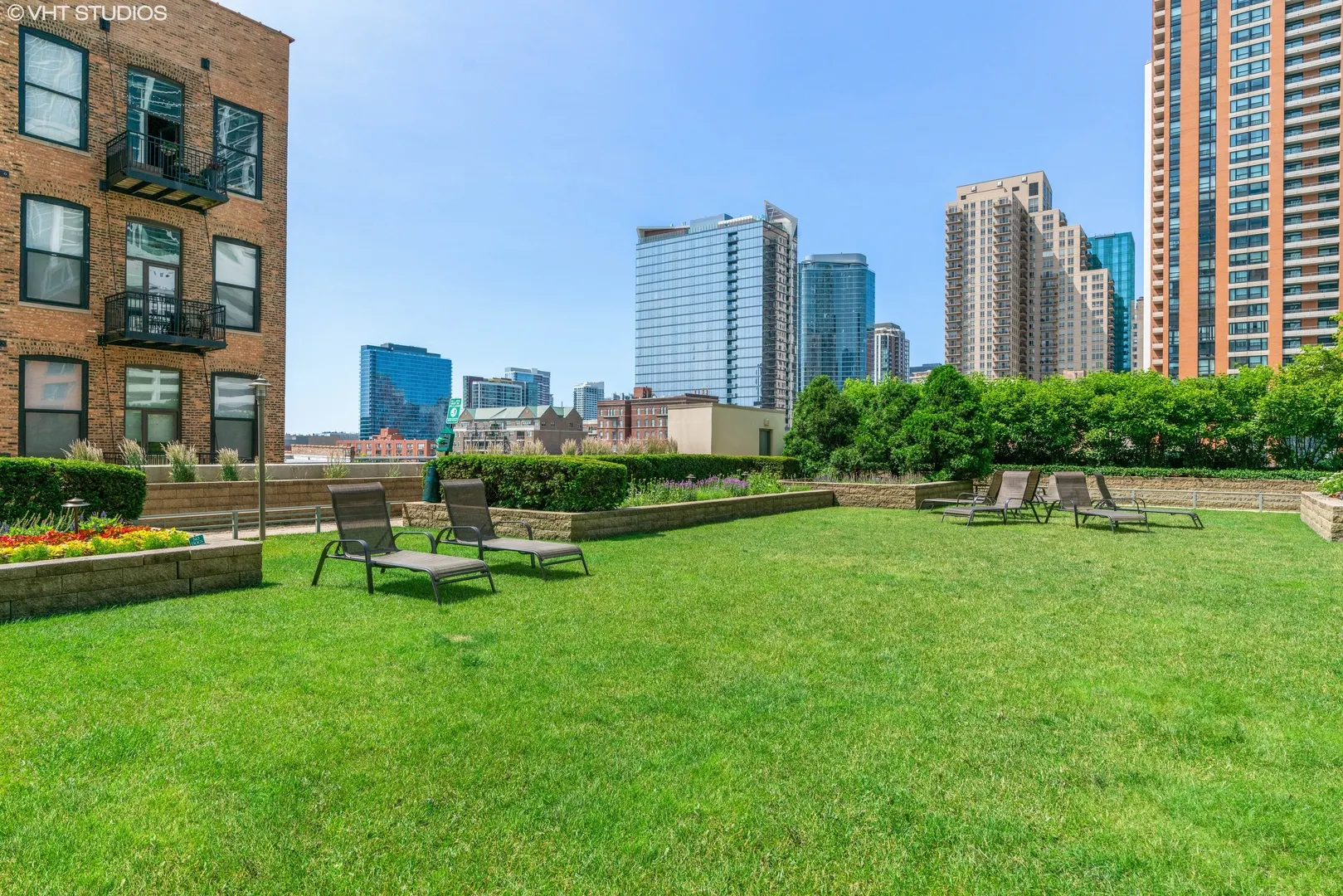 1250 S MICHIGAN Avenue 2204 IL