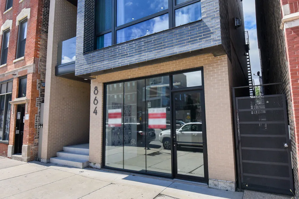 864 N Ashland Avenue c1 IL