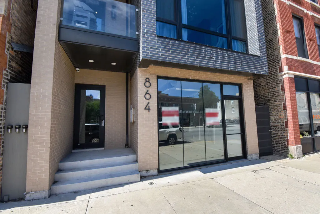 864 N Ashland Avenue c1 IL