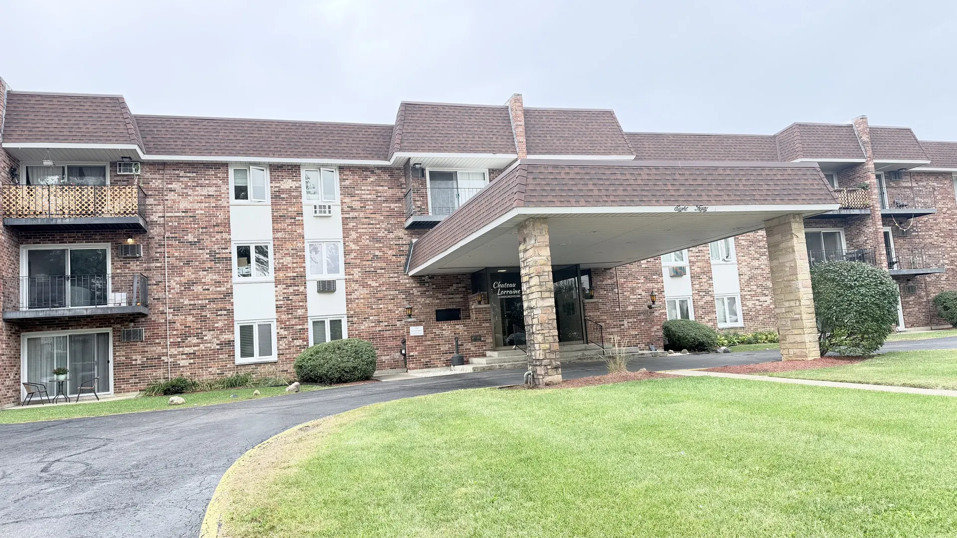 850 S Lorraine Road 1C IL