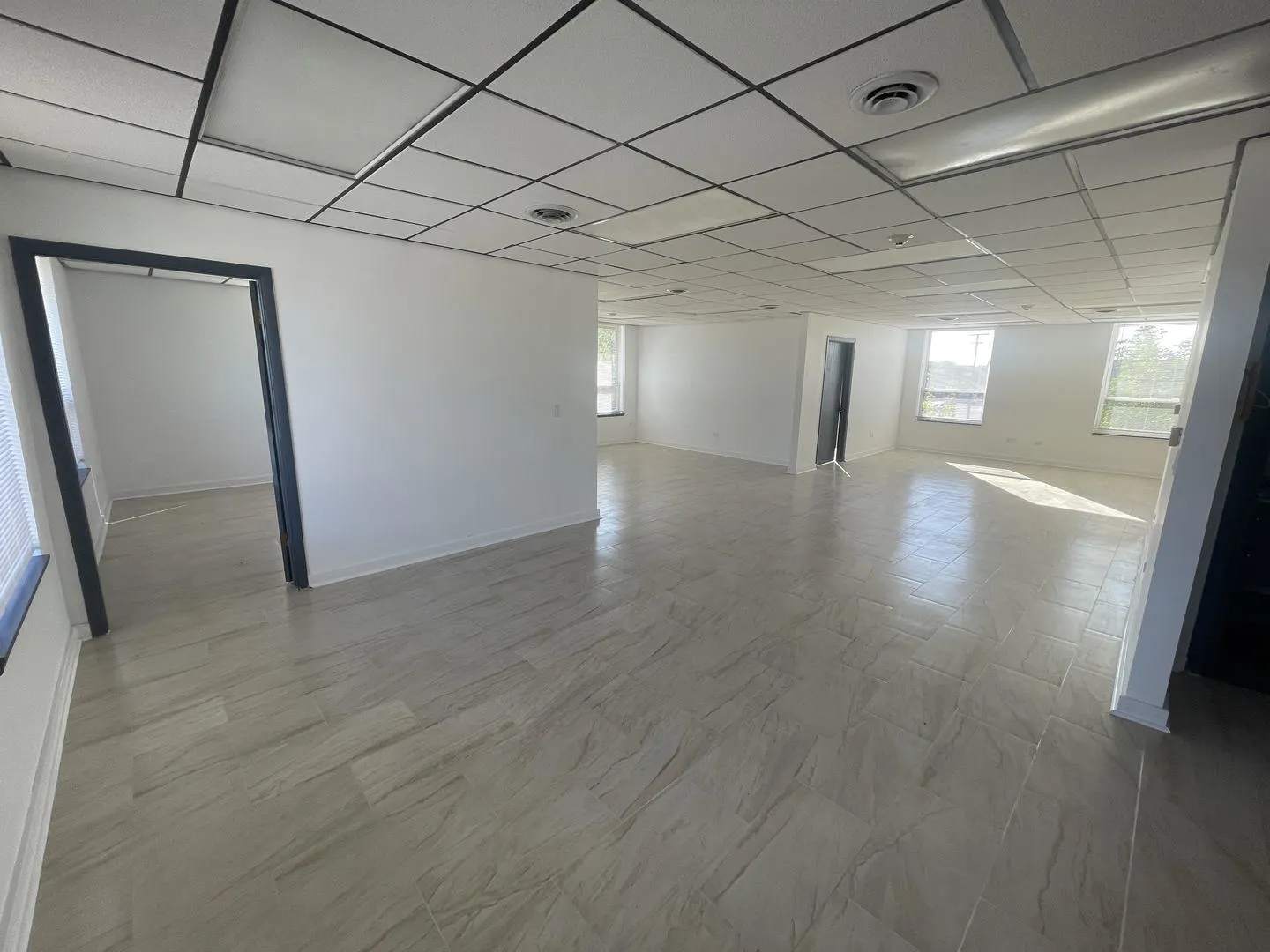 1329 W Irving Park Road 201 IL