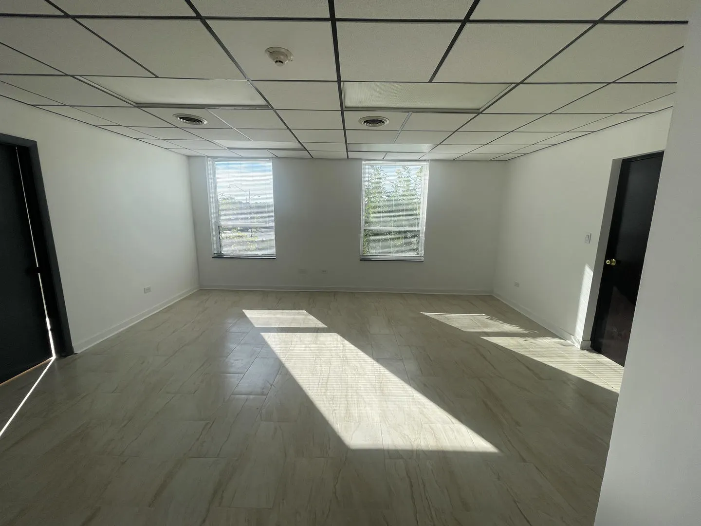 1329 W Irving Park Road 201 IL