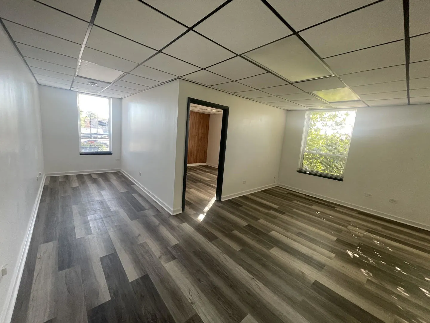 1329 W Irving Park Road 201 IL