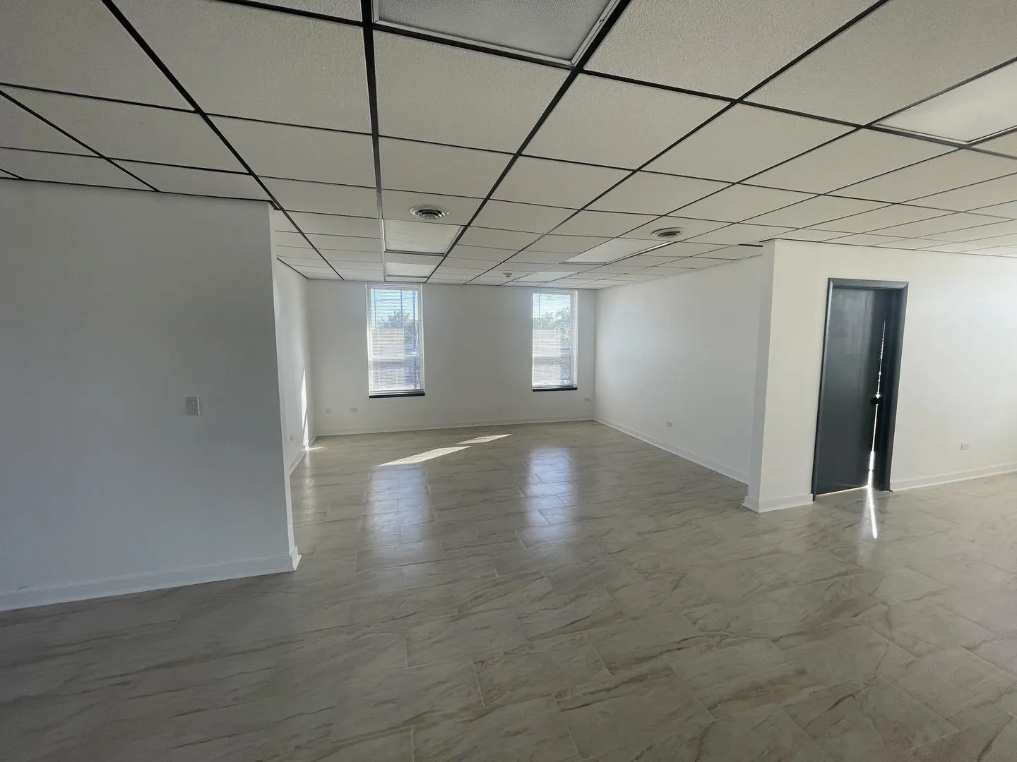 1329 W Irving Park Road 201 IL