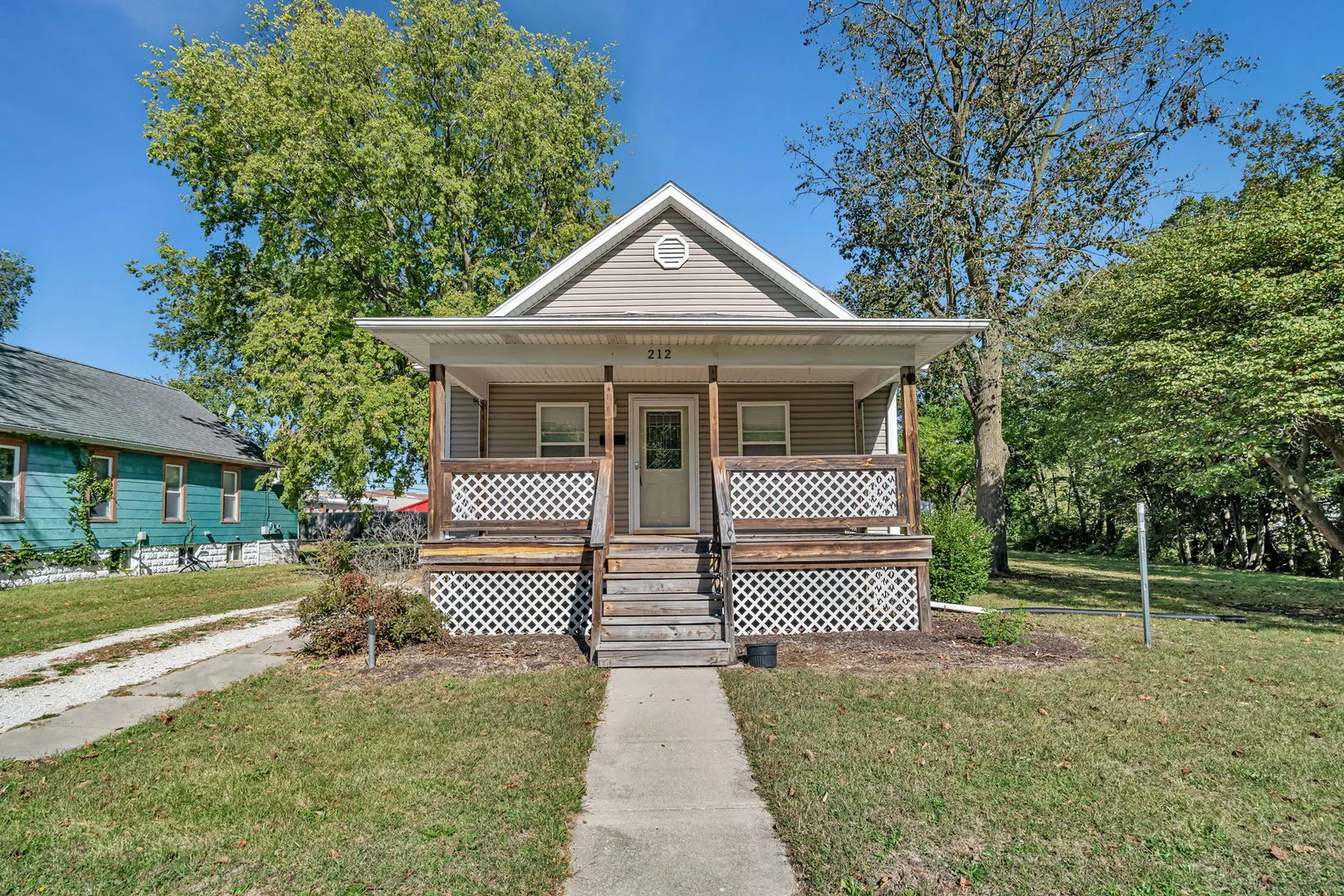 212 E Chippewa Street IL