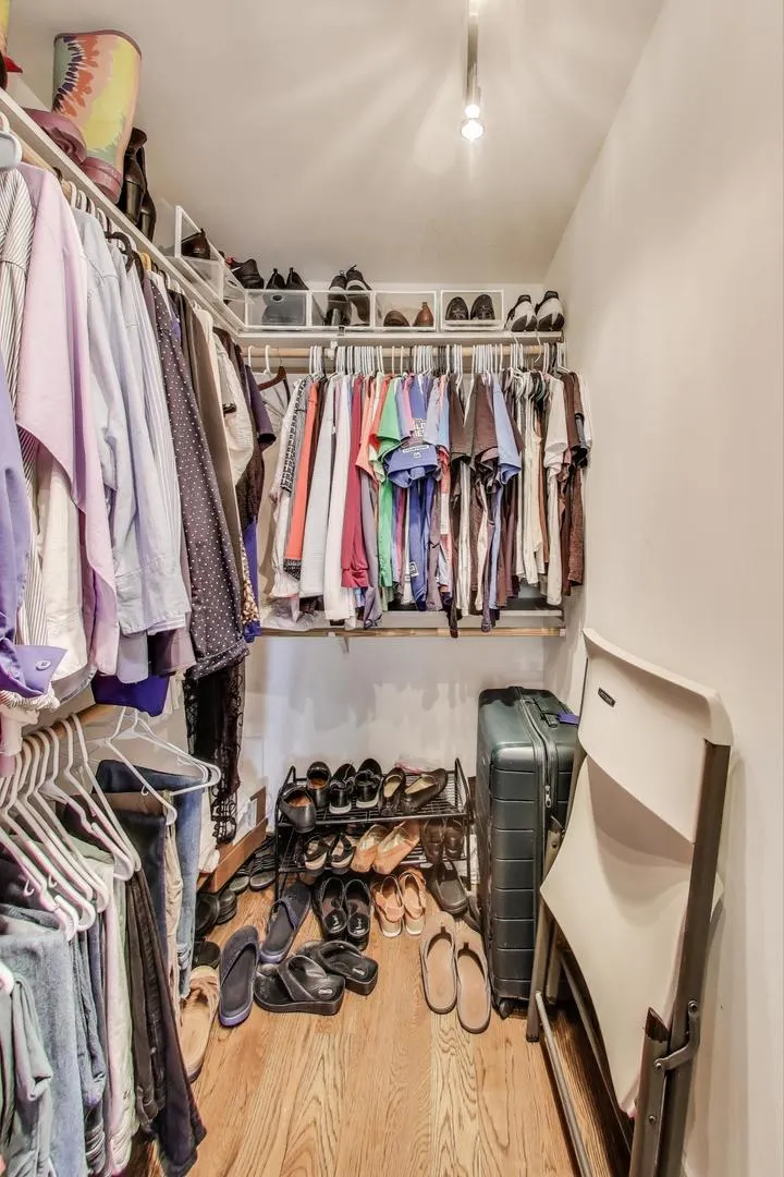 1110 N Lake Shore Drive 3N IL