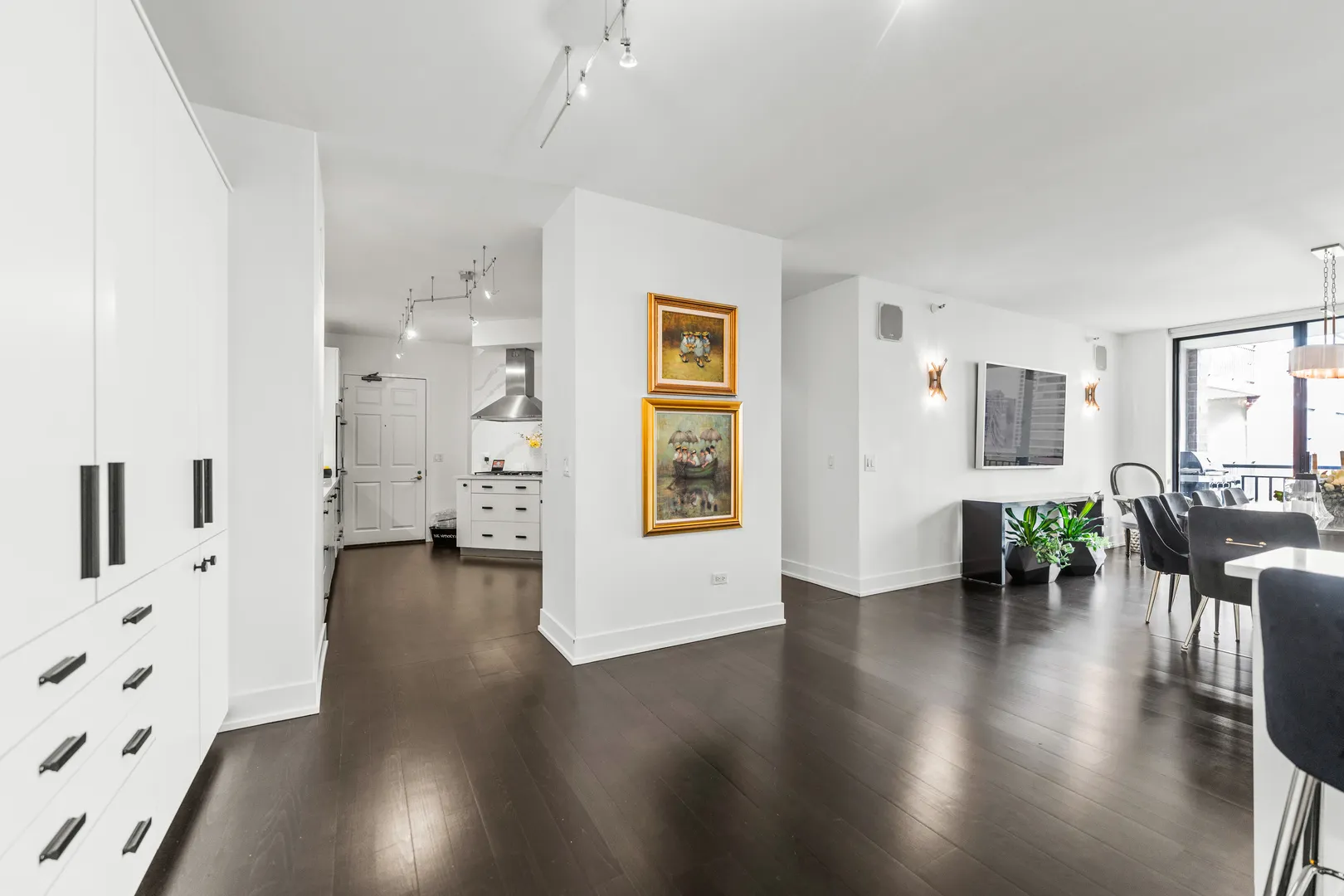 55 W Delaware Place 1011 IL