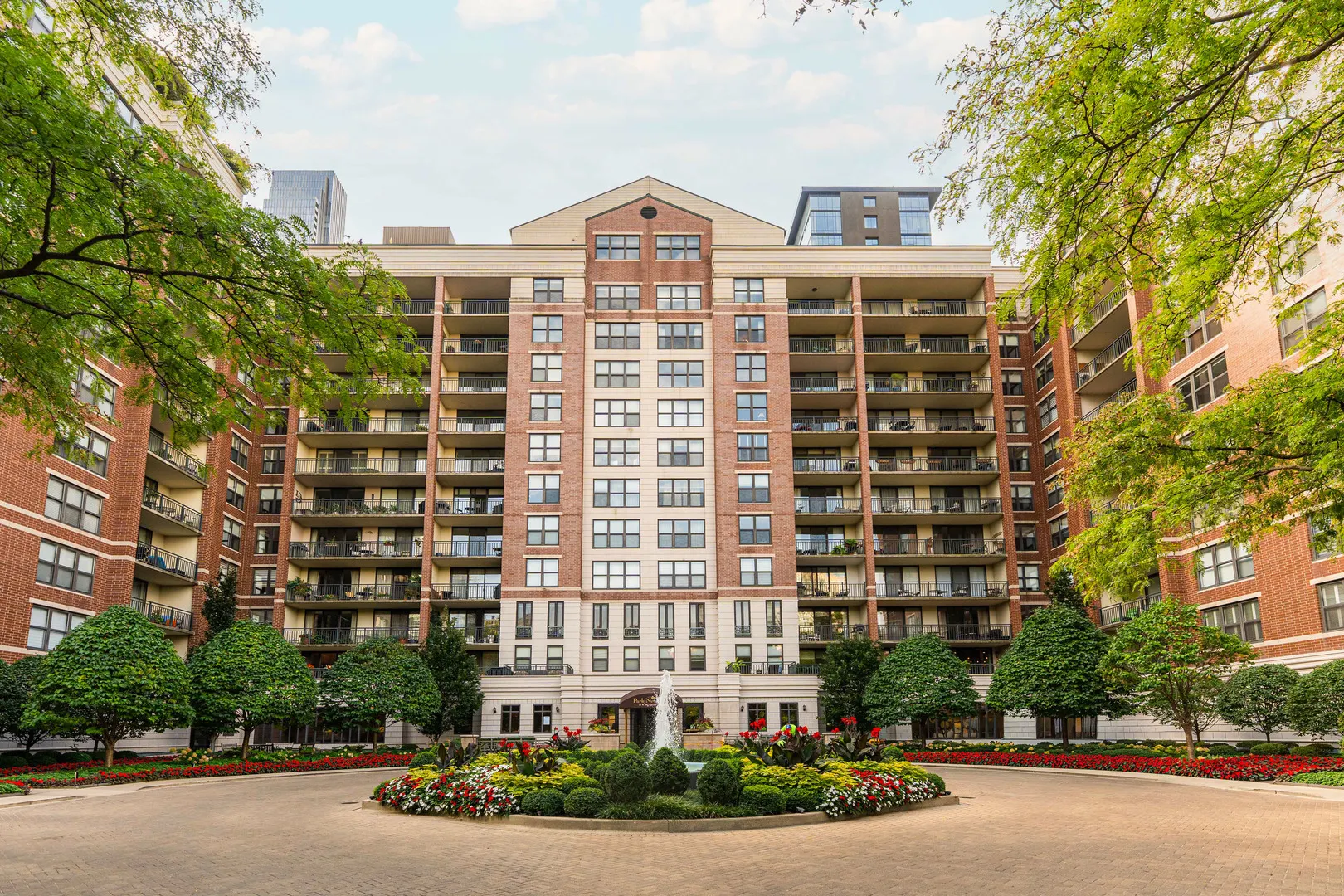 55 W Delaware Place 1011 IL