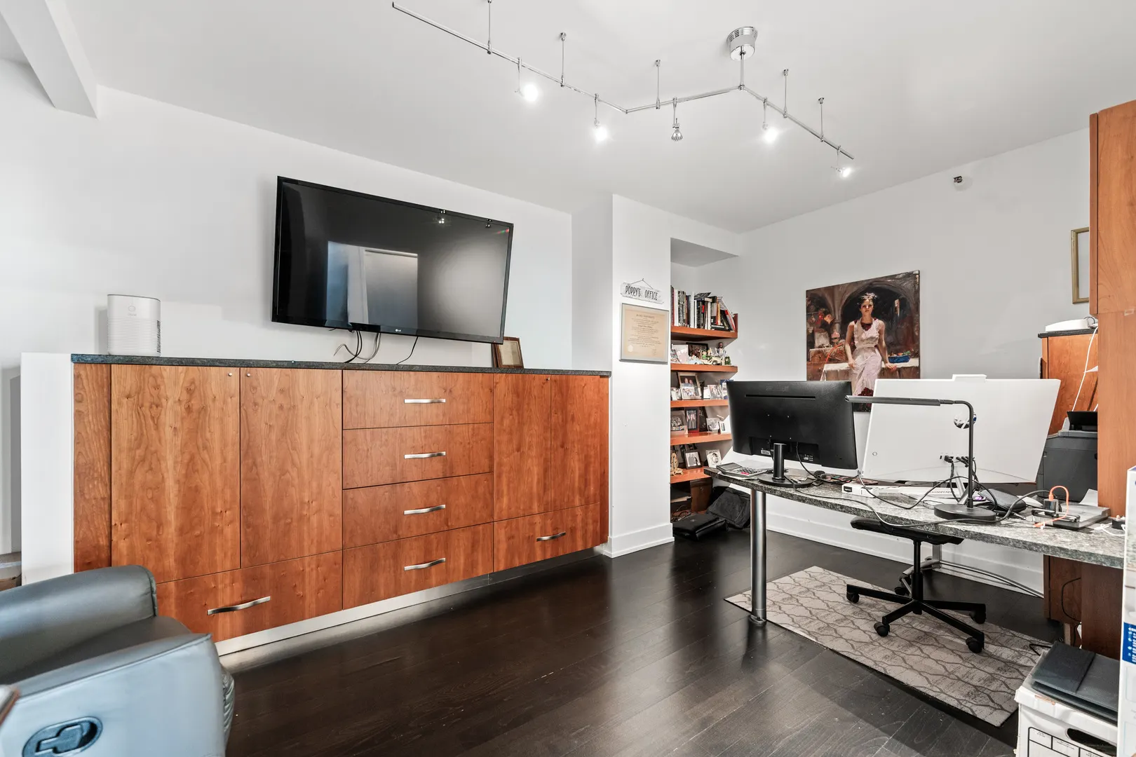 55 W Delaware Place 1011 IL