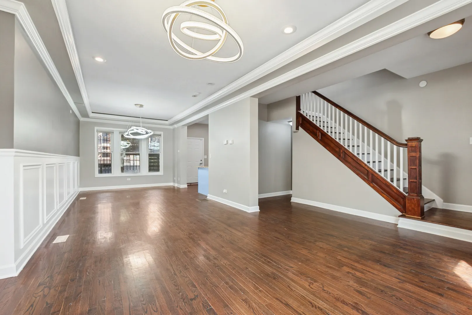 6624 S University Avenue IL