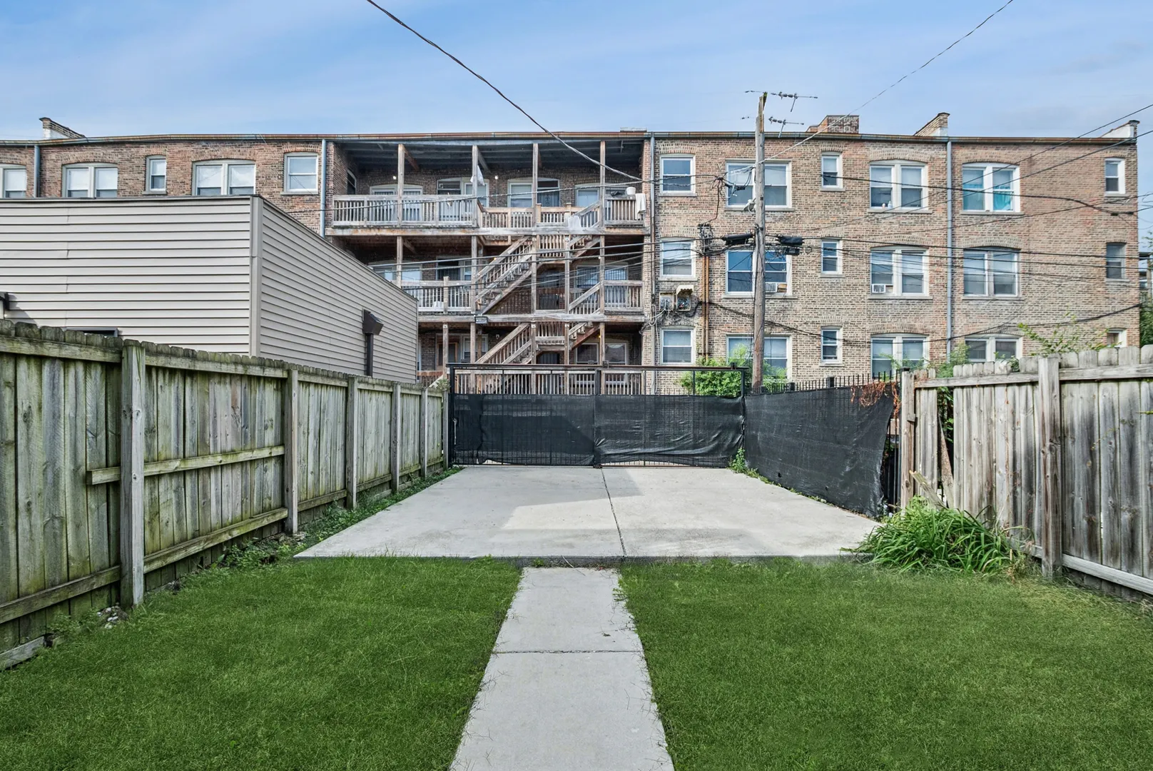 6624 S University Avenue IL
